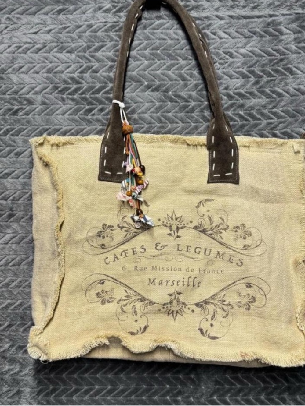 Myra Cafe & Legumes Canvas Tote Bag with Brown Handles
GORGEOUS BAG 2 big 4 me